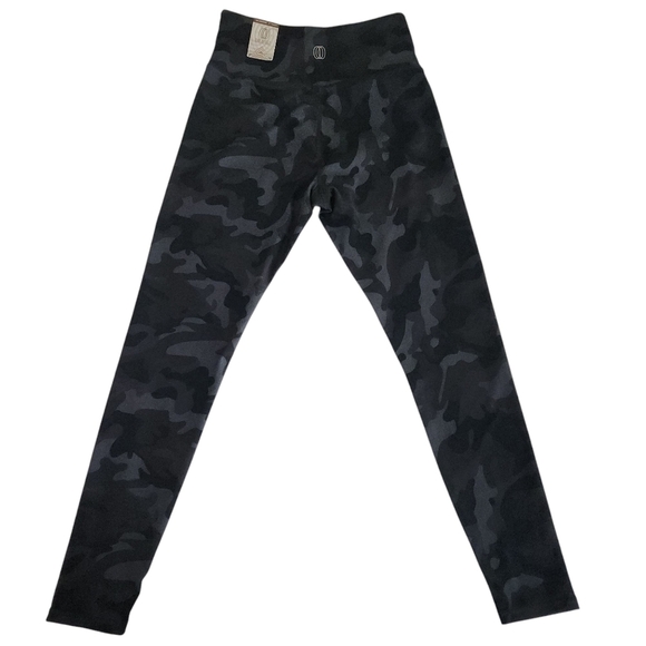 BALANCE COLLECTION Camo Print High-Waisted Leggings size m (NWT) - Picture 3 of 12